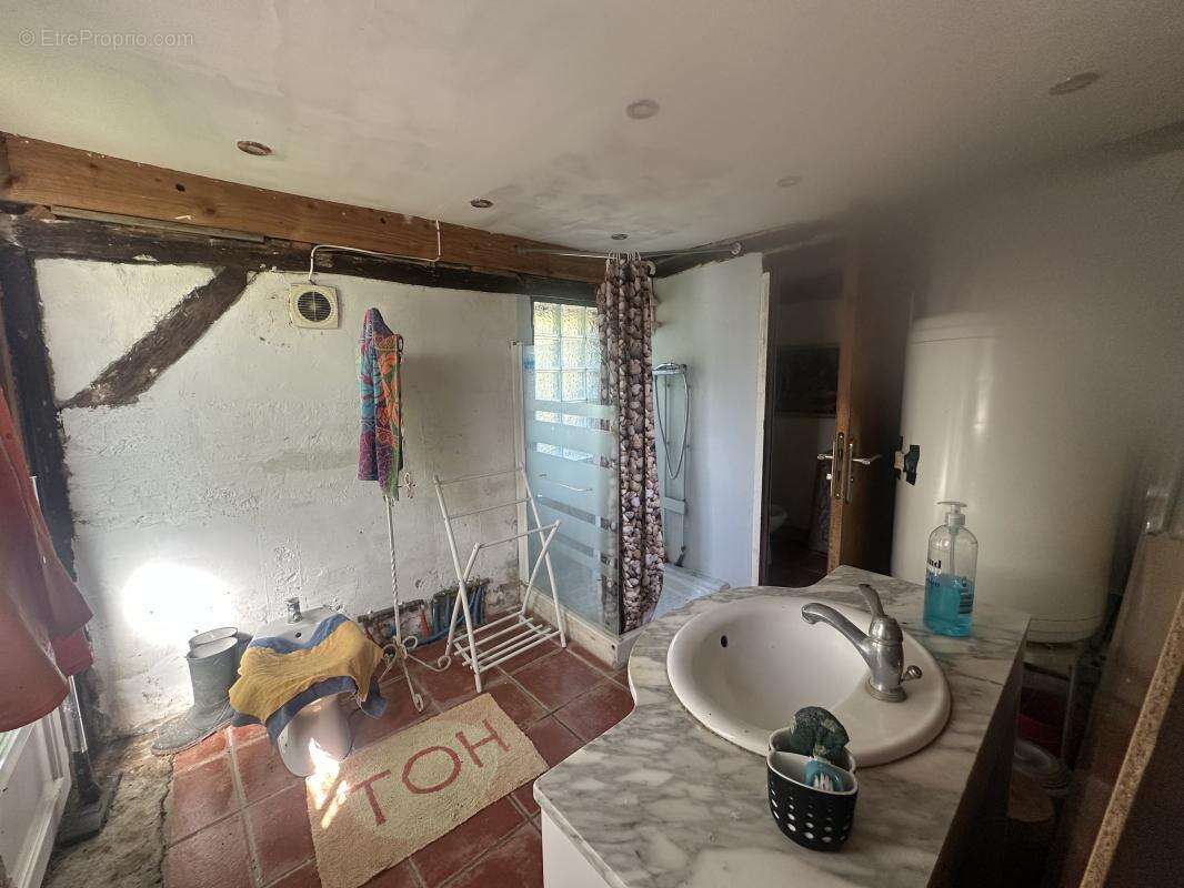 Maison 74 m² à Saint-Pierre-De-Cormeilles  - photo 9