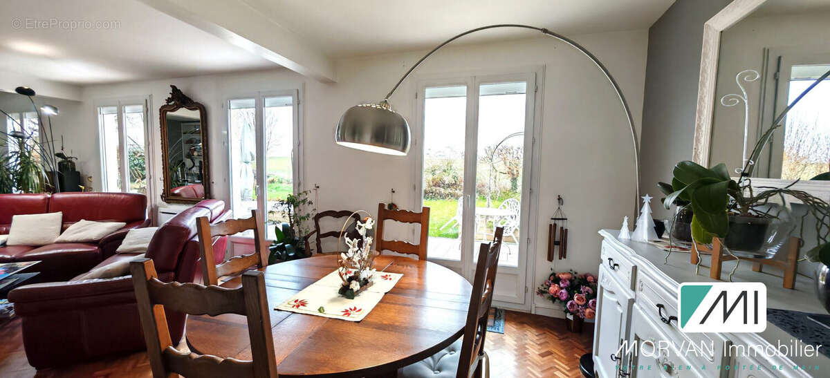 Maison à CERNAY-LA-VILLE