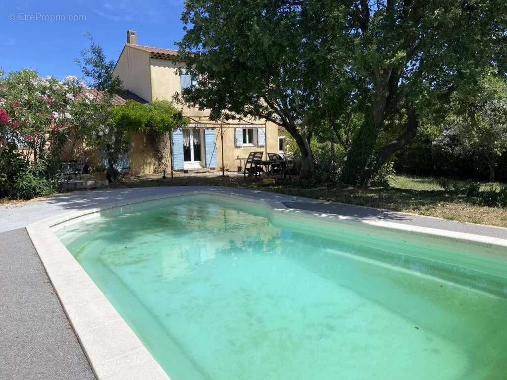Maison à SAINT-MAXIMIN-LA-SAINTE-BAUME