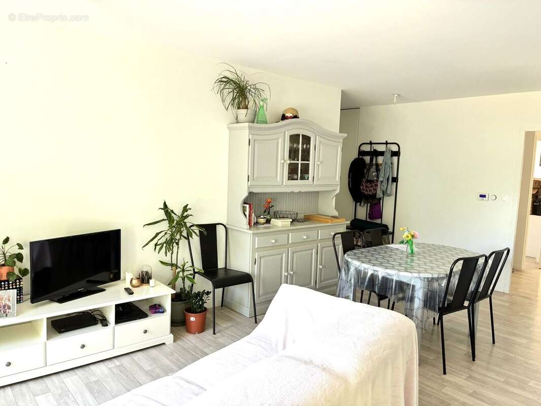 Appartement à SAINT-AVE