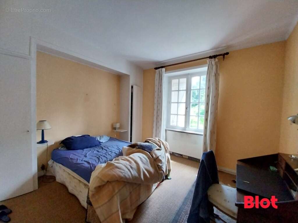 Maison à CHATEAUNEUF-D'ILLE-ET-VILAINE