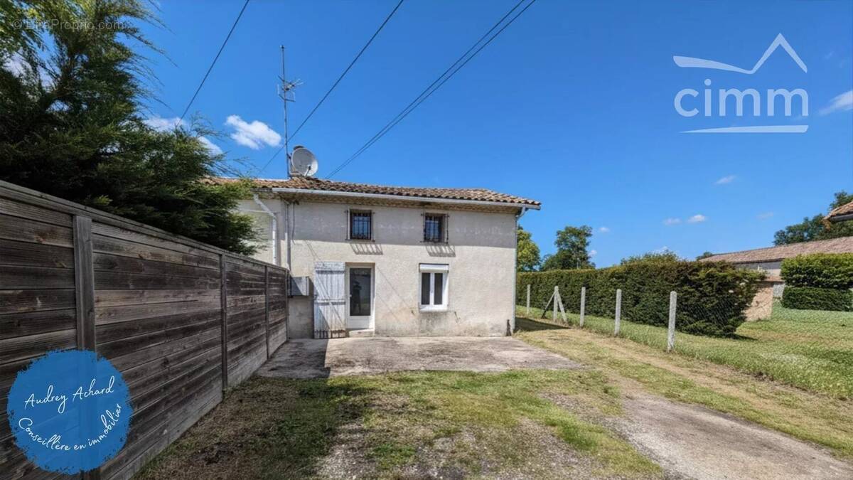 Maison à REIGNAC