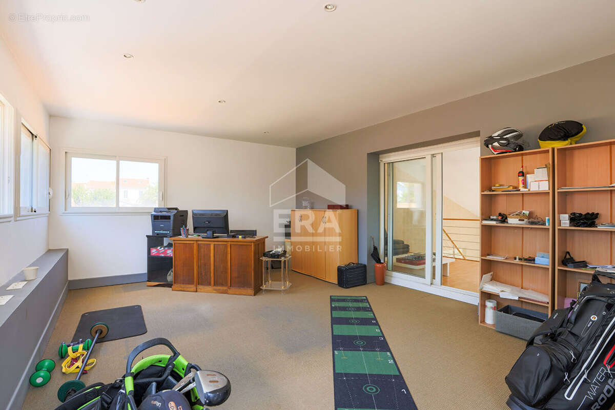 Belle maison familiale 4 chambres garage jardin - photo 10