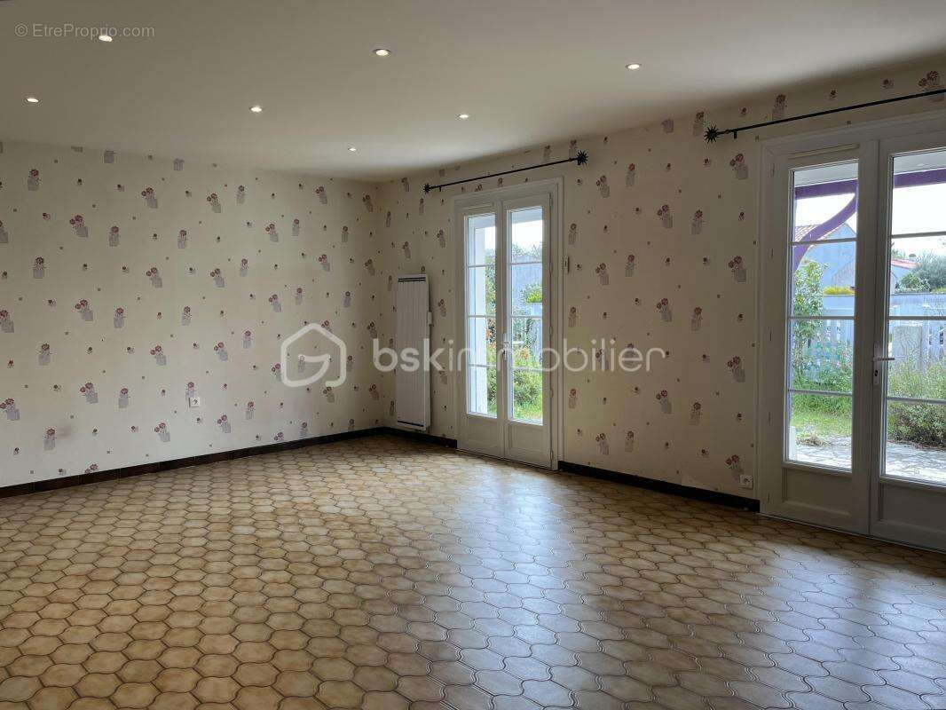 Maison plain-pied 98 m2 sur terrain clos 564 m2 - photo 3