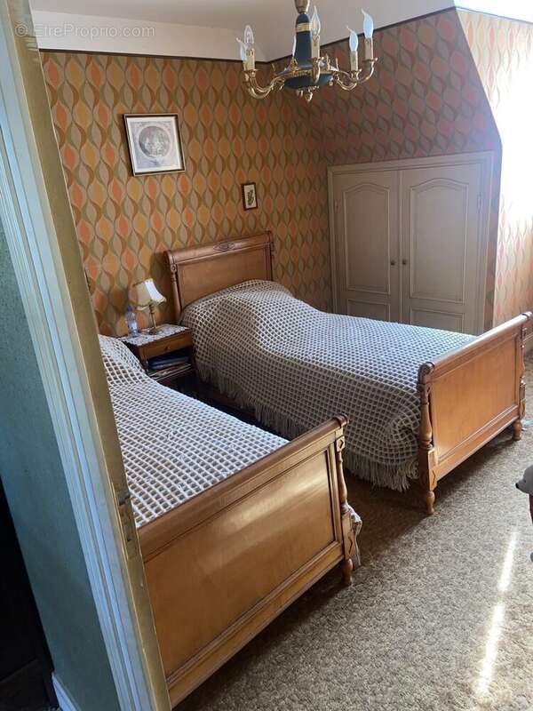 Maison à CARHAIX-PLOUGUER