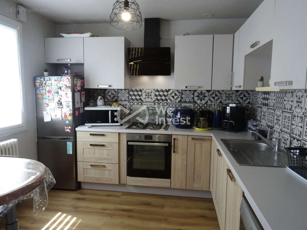 Maison 102 m² à Moneteau  - photo 4