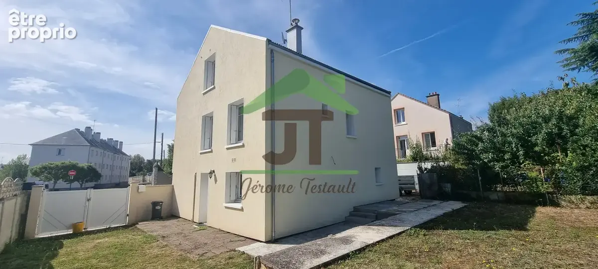 À Châteaudun - photo 11