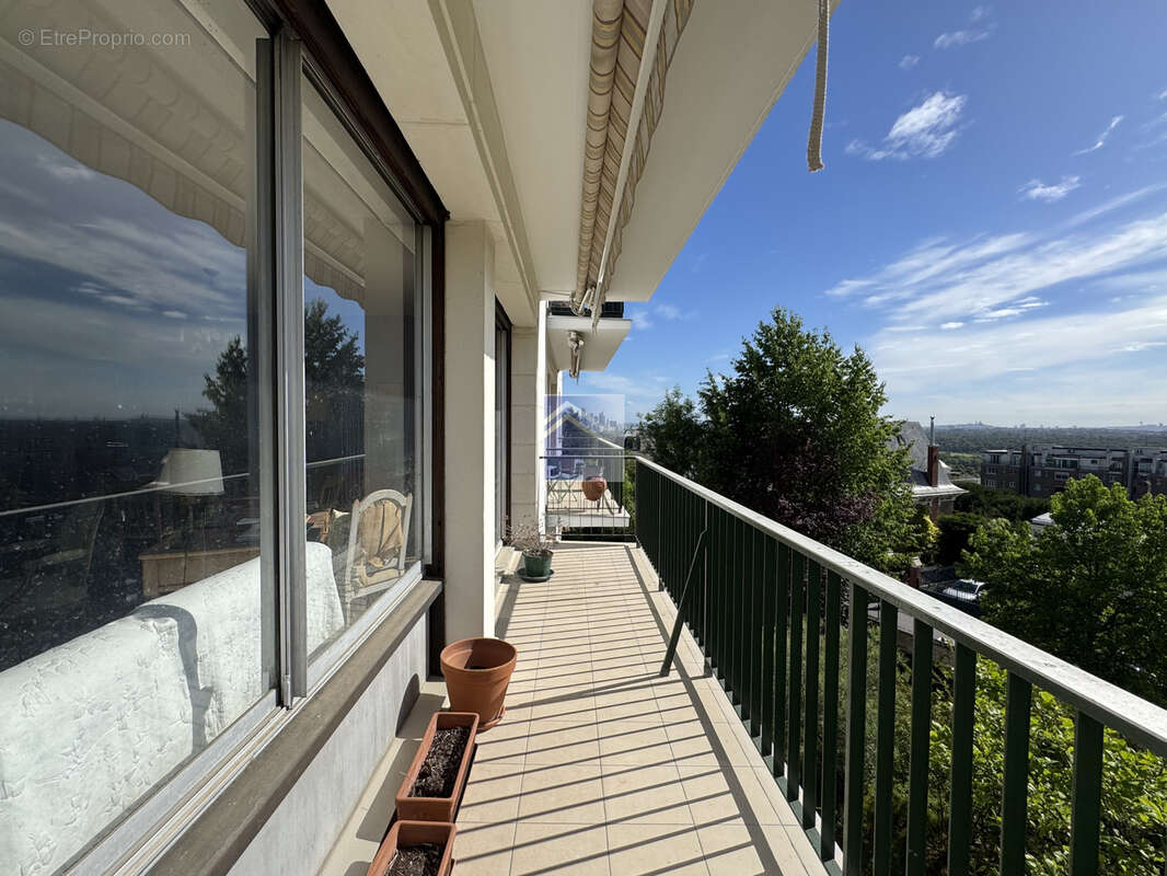 Appartement à SAINT-CLOUD