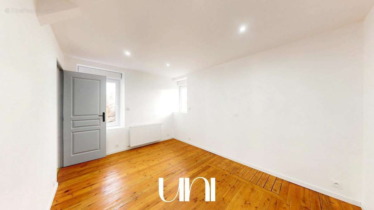 Maison à LE MOLAY-LITTRY