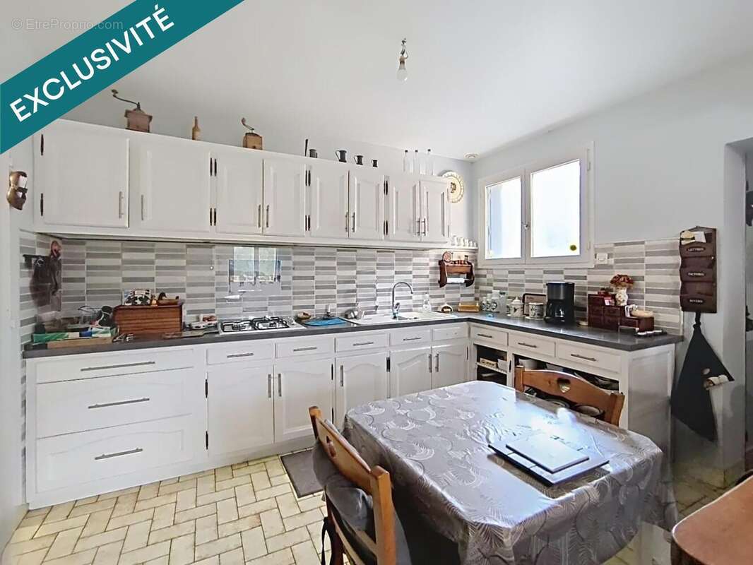 Maison 131 m² à Neuilly-Sur-Eure  - photo 2