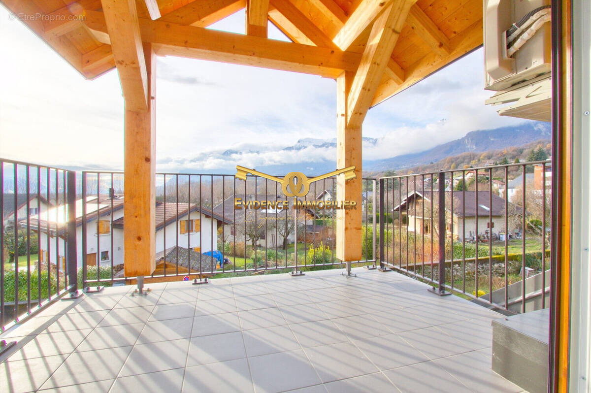 Appartement à GILLY-SUR-ISERE