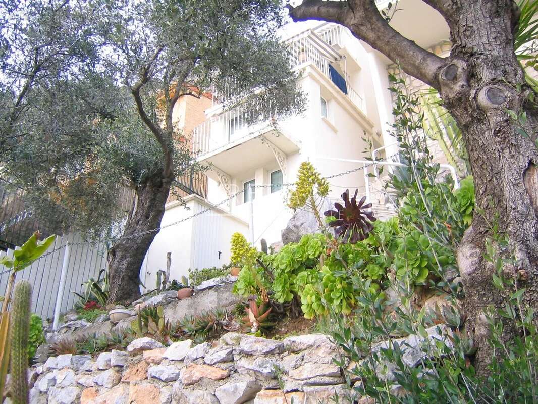Charmant duplex avec vue mer panoramique à couper le souffle – Villefranche-sur-Mer - photo 27