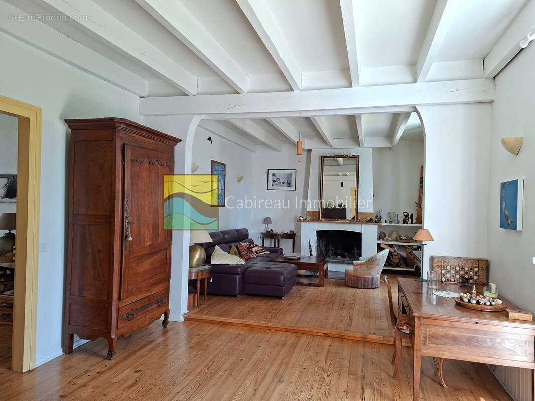 Maison à LACANAU