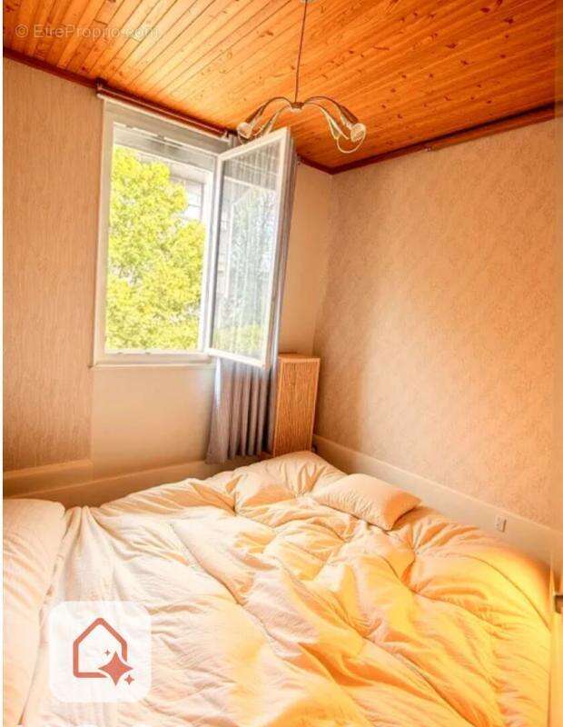 Maison à LA TOUR-DU-PIN