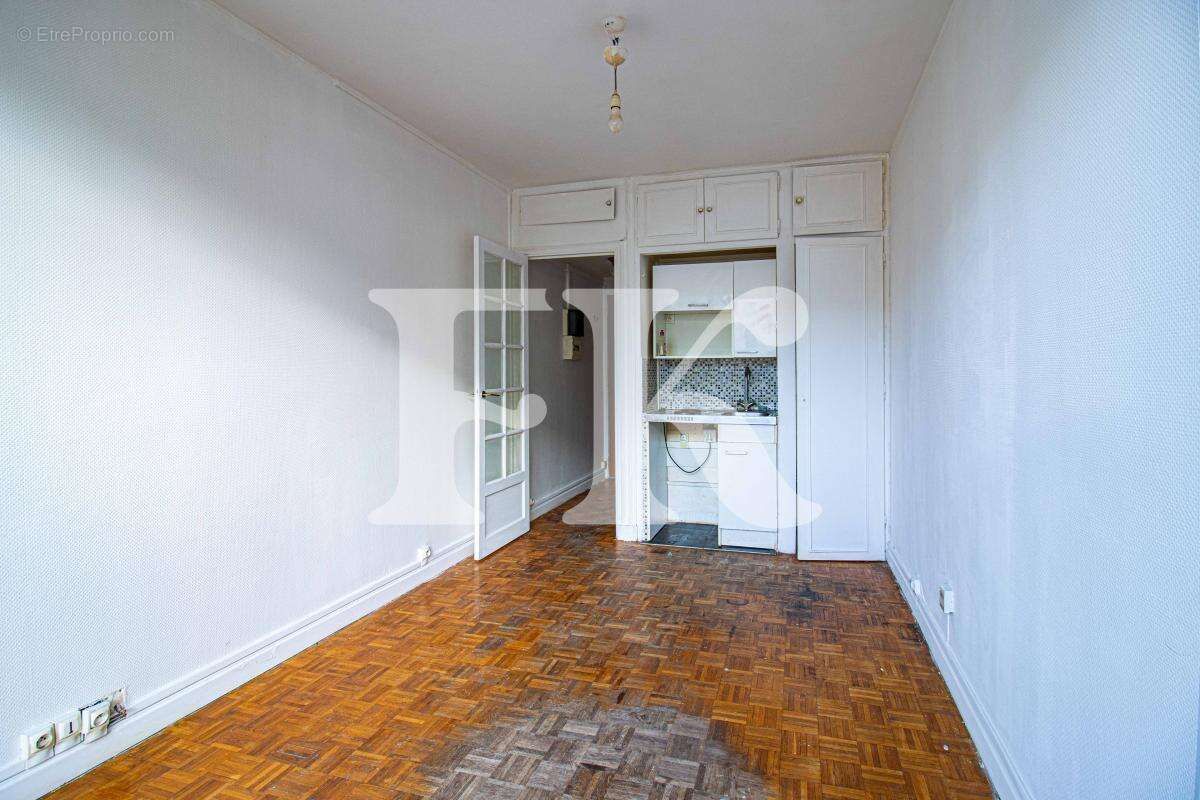 Appartement à LEVALLOIS-PERRET