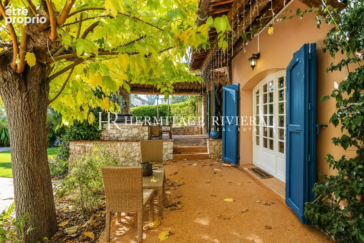 Maison 7 pièces 243 m² à vendre à Villefranche-Sur-Mer (06230) - photo 3