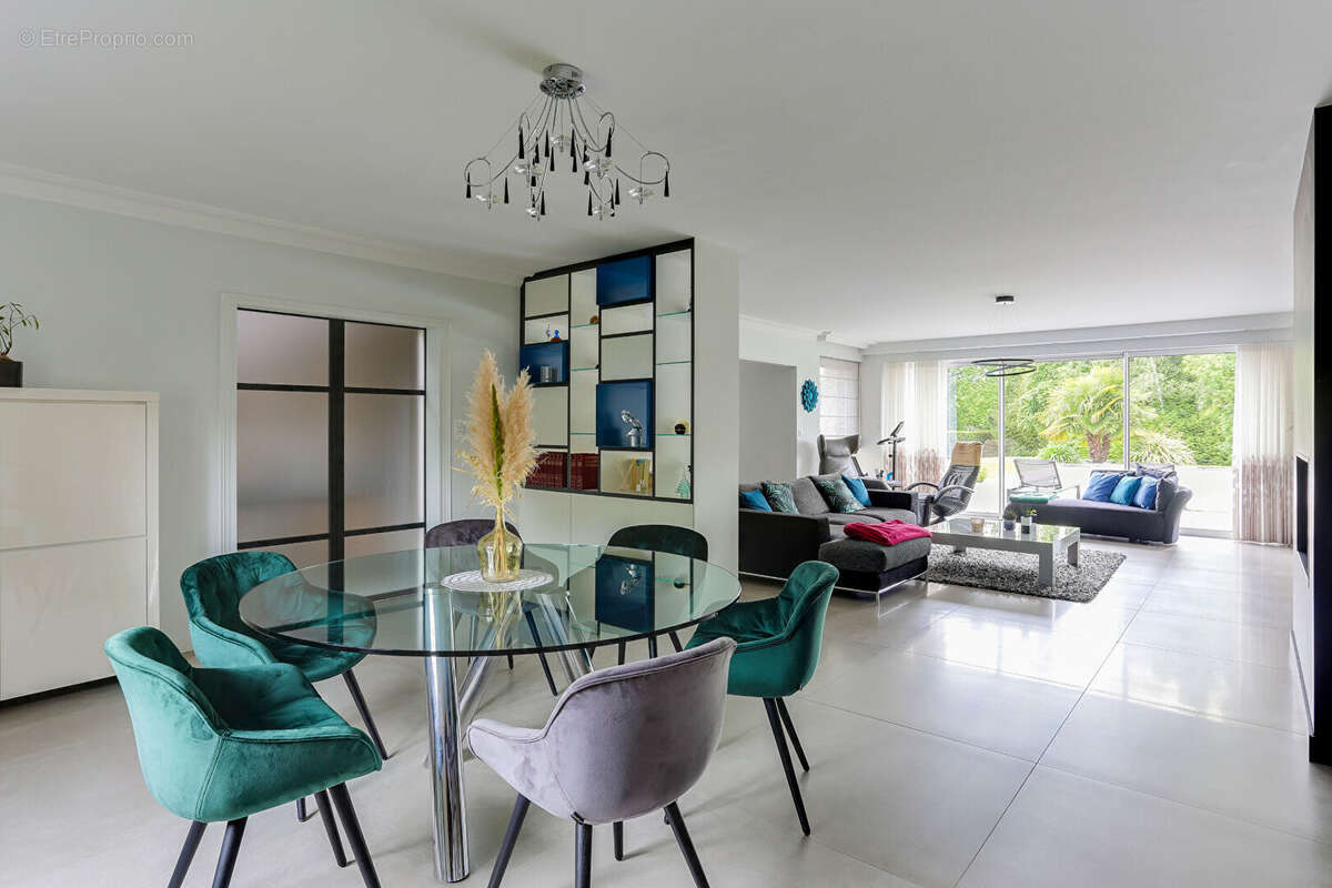 Maison à VERN-SUR-SEICHE