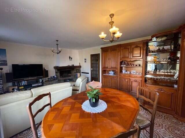 Maison à LE BLANC-MESNIL