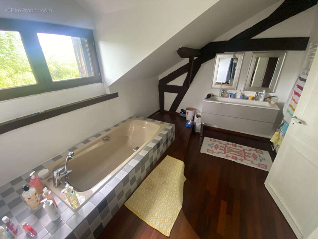 Maison à SAUGNACQ-ET-MURET