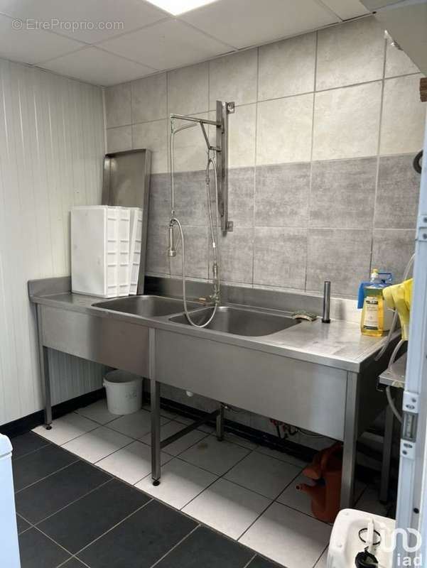 Photo 3 - Commerce à CHAMPIGNY