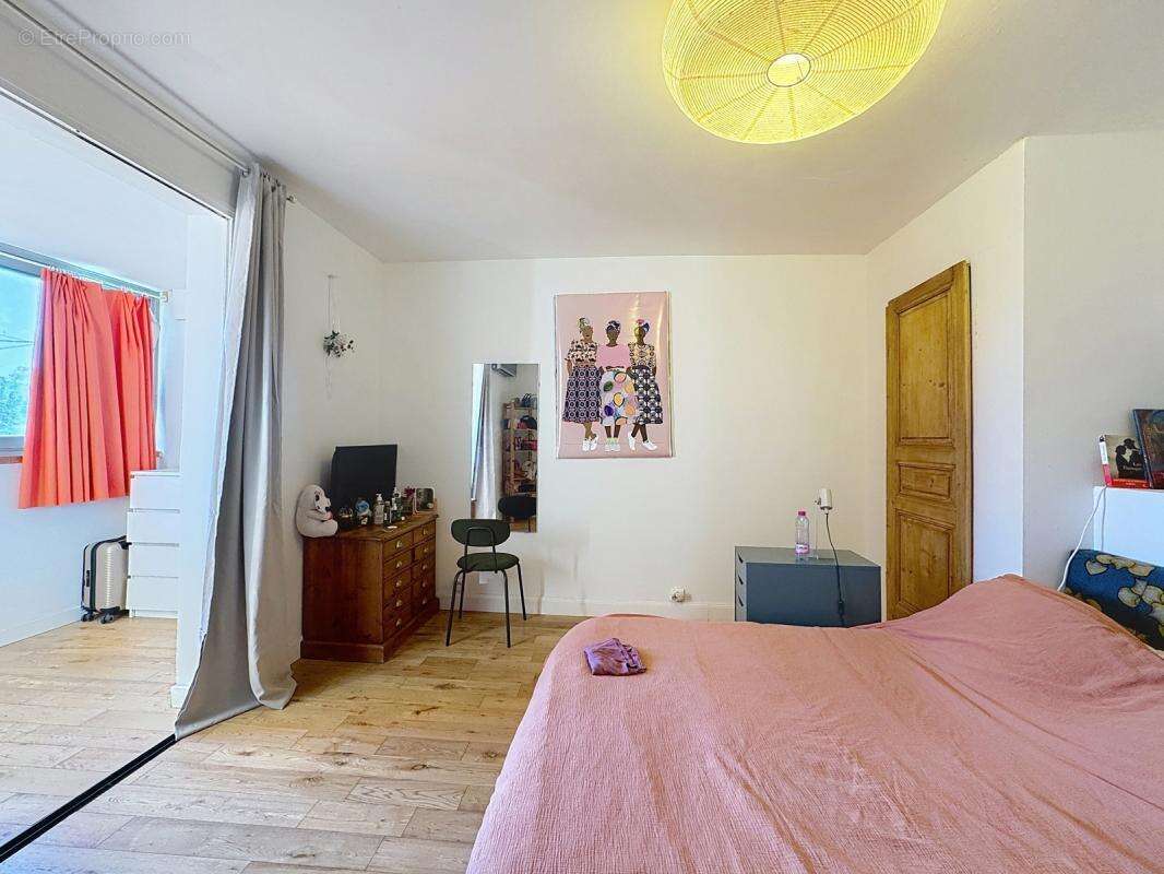 Maison à MORIERES-LES-AVIGNON