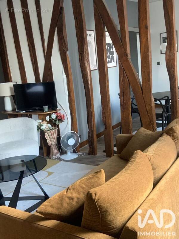 Photo 1 - Appartement à COMPIEGNE
