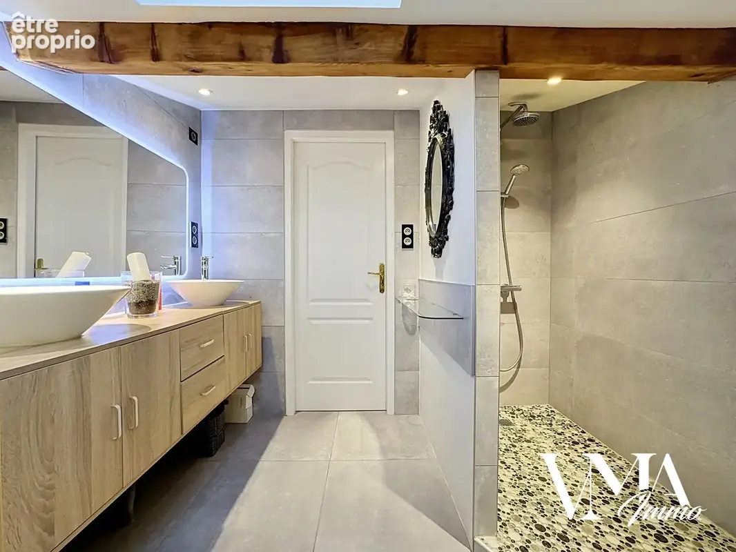 Propriété d'exception de 291m2 sur une parcelle de 3200m2 - photo 25