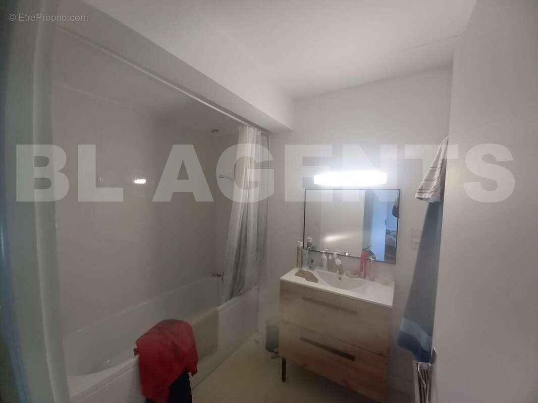 IMG-20251118-WA0012 - Maison à MOUILLERON-EN-PAREDS