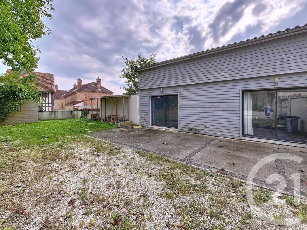 Maison à MONTIERAMEY