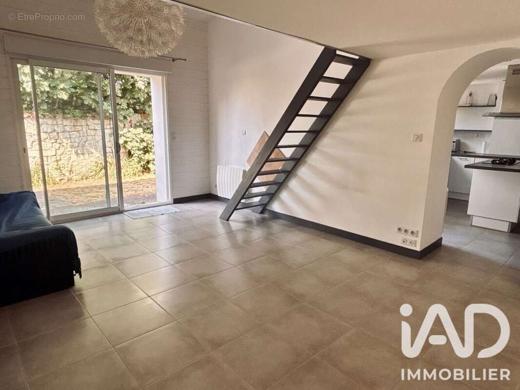 Maison 92 m² à Nieul-Sur-Mer  - photo 4