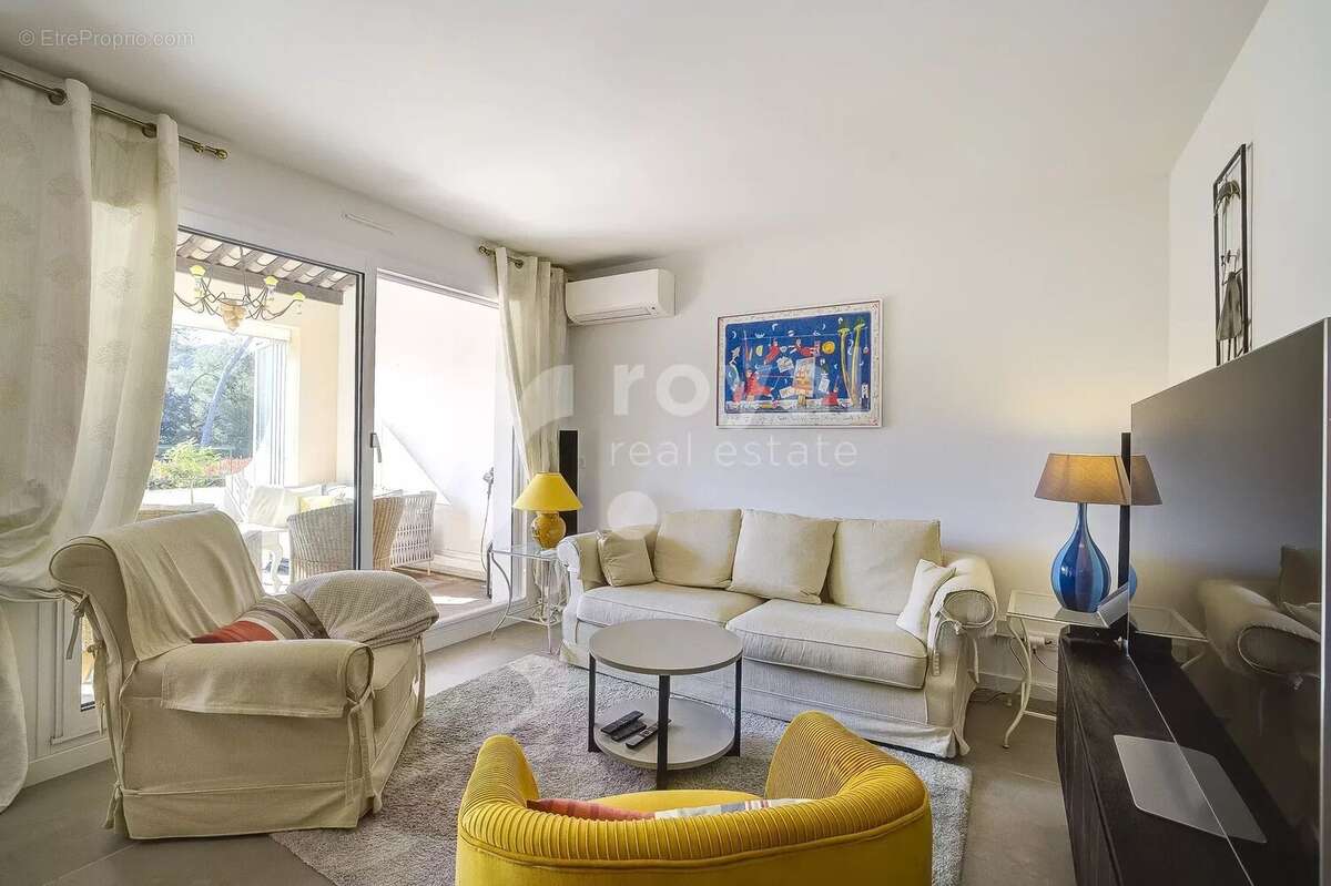 Maison à MOUGINS
