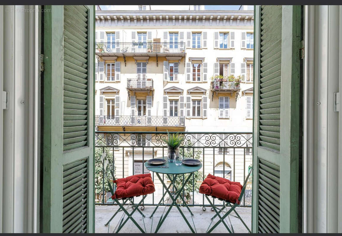 Appartement à NICE