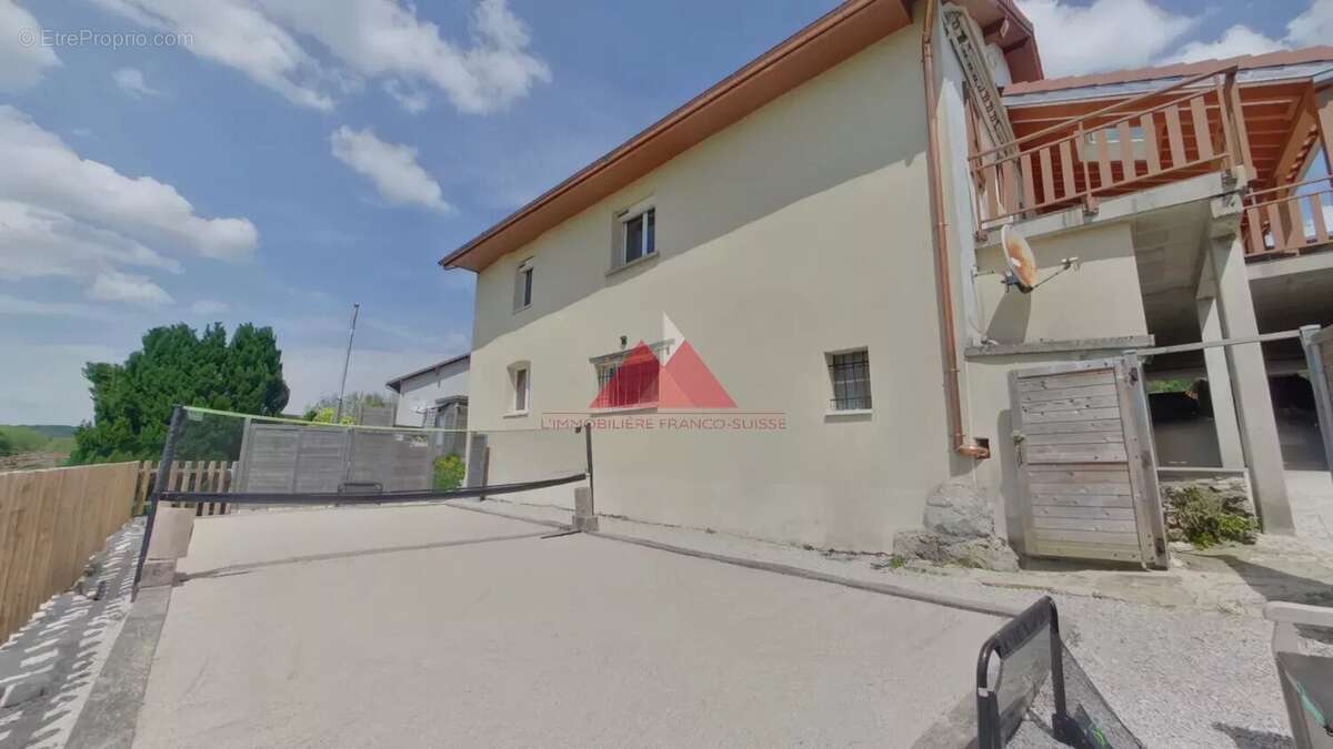 Maison à ETIVAL