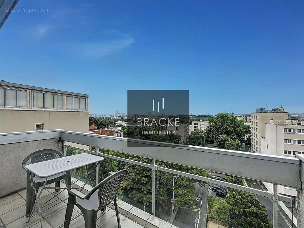 Appartement à COURBEVOIE