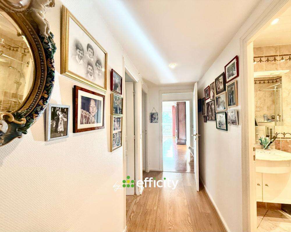 Appartement à LE CHESNAY