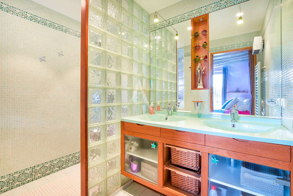 Maison à OZOUER-LE-VOULGIS