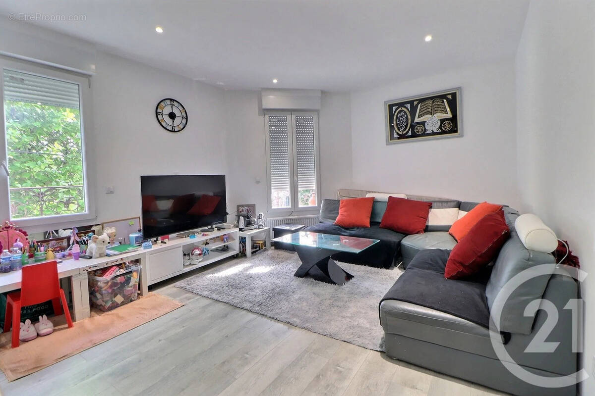 Maison à AULNAY-SOUS-BOIS