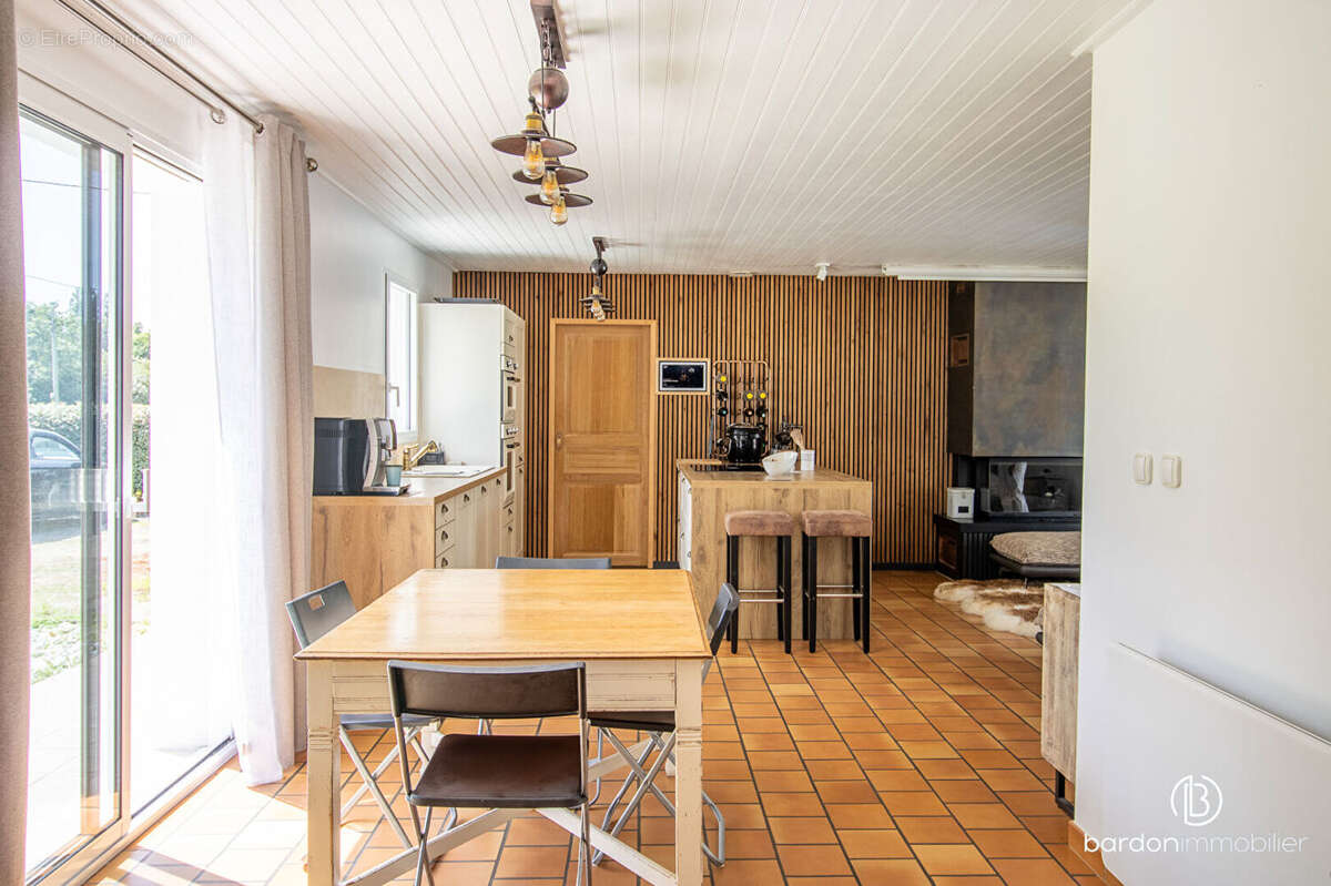 Maison 7 pièces - 150 m² - Saint Gervais - photo 4