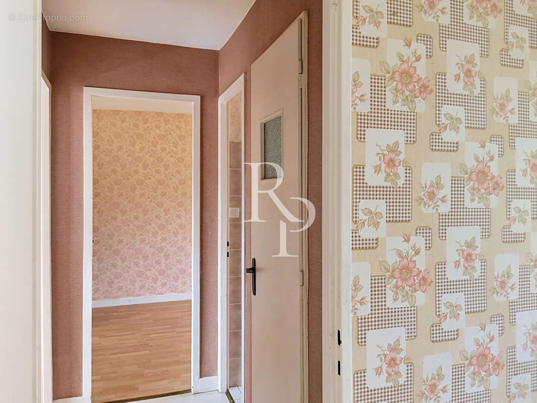 Appartement T3 a vendre LYON 5 secteur Ménival - photo 8