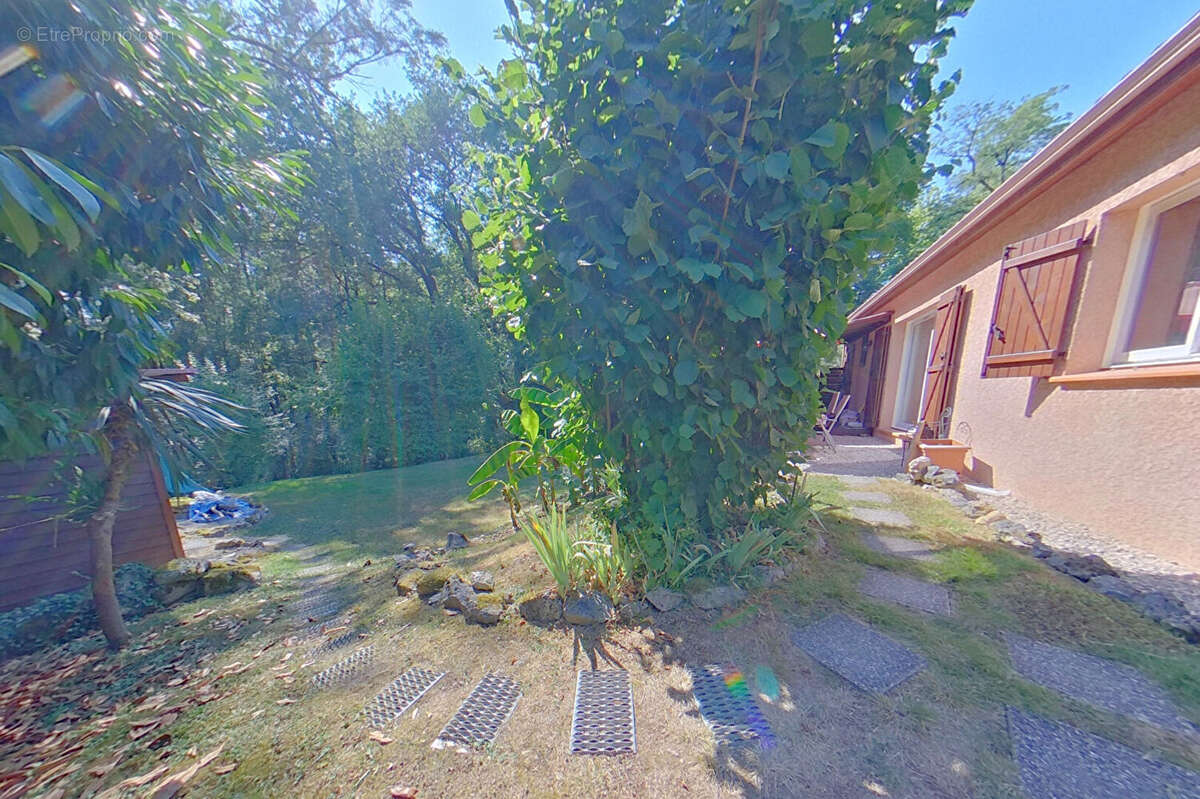 Maison de plain-pied située à Monteils - Proche commerces - photo 10