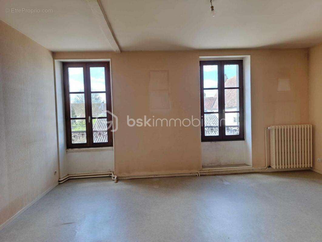 Appartement à MORTREE