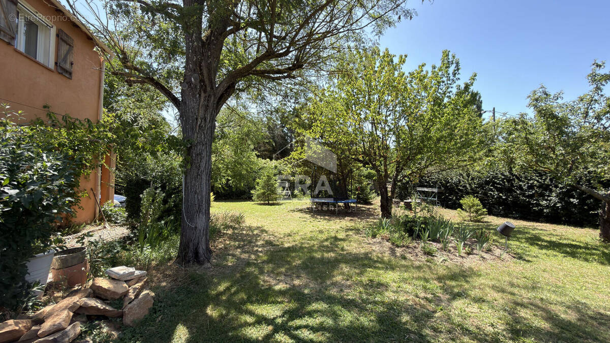 Maison à SAINT-MAXIMIN-LA-SAINTE-BAUME