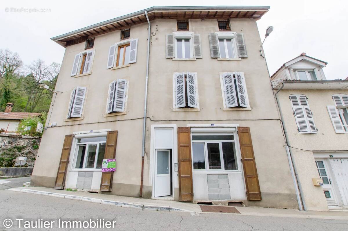 Appartement à VINAY