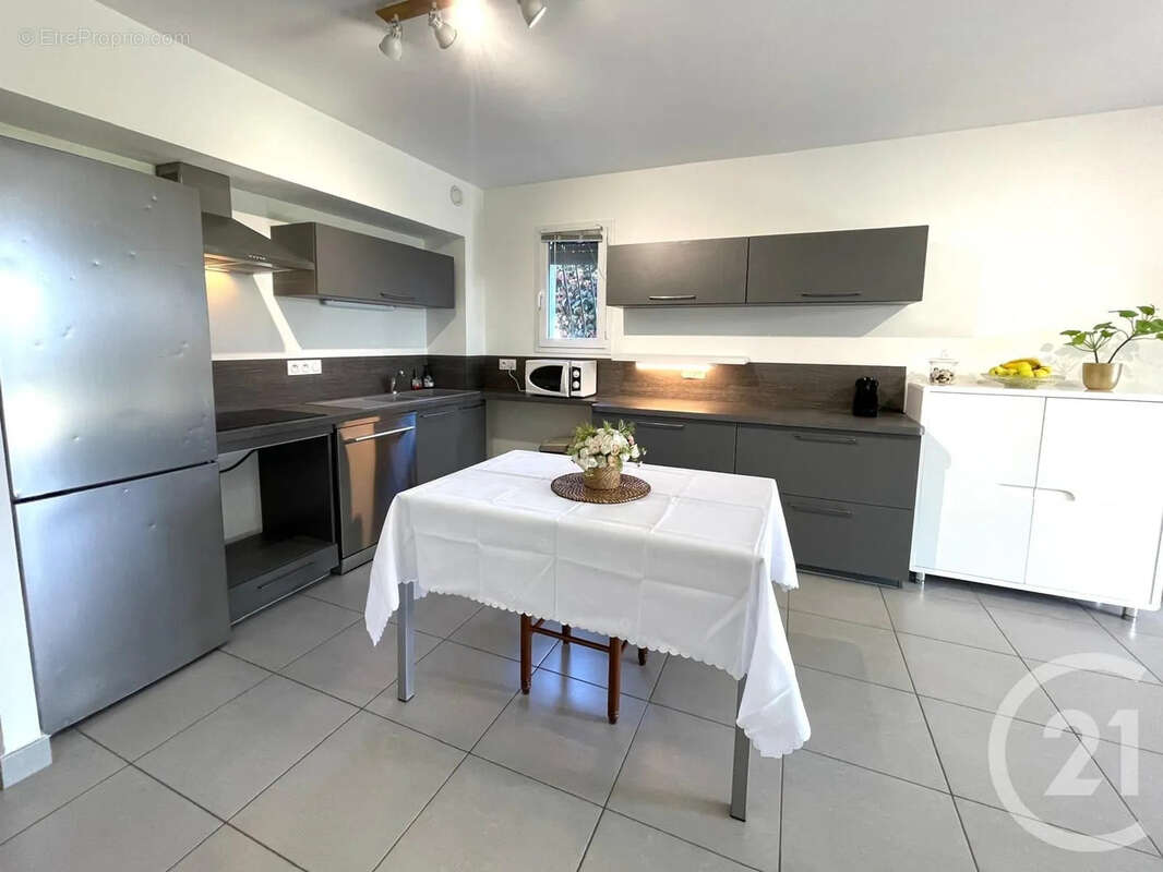 Appartement 67 m² à Borgo  - photo 6