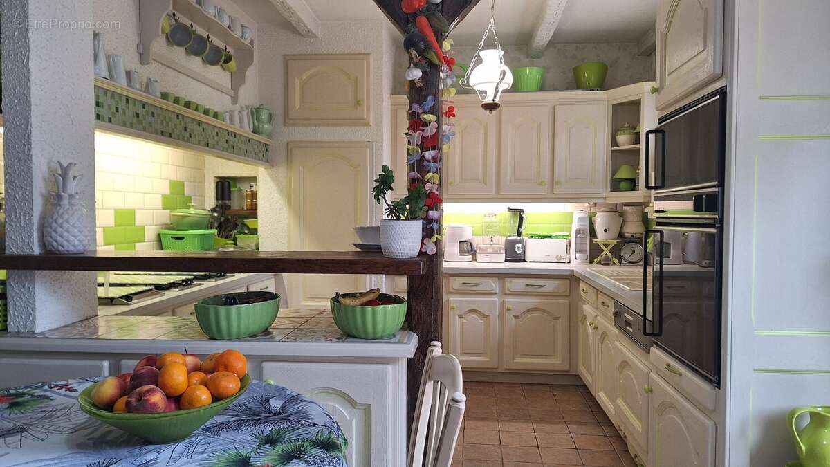 Maison à VOUNEUIL-SOUS-BIARD