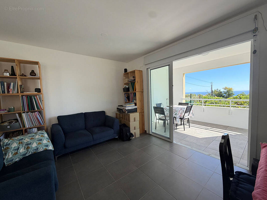 Appartement à SAINT-DENIS