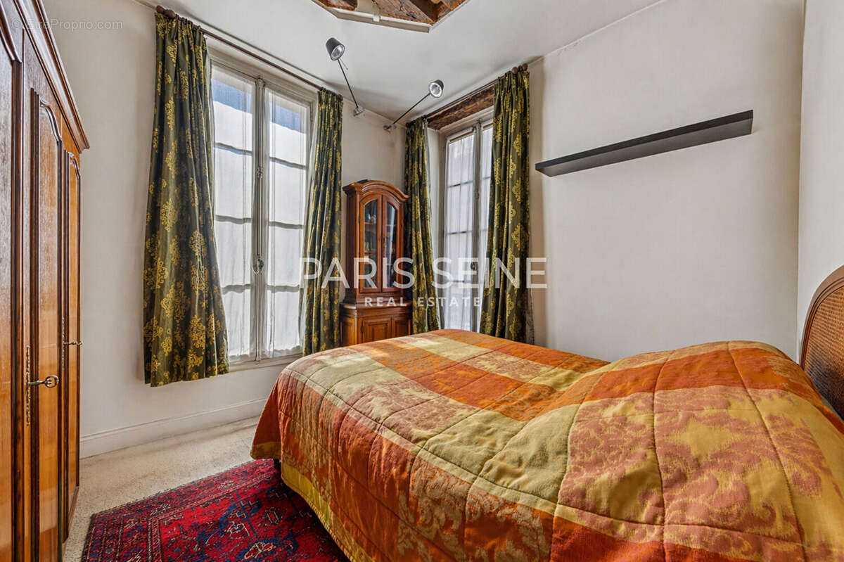 Appartement à PARIS-6E