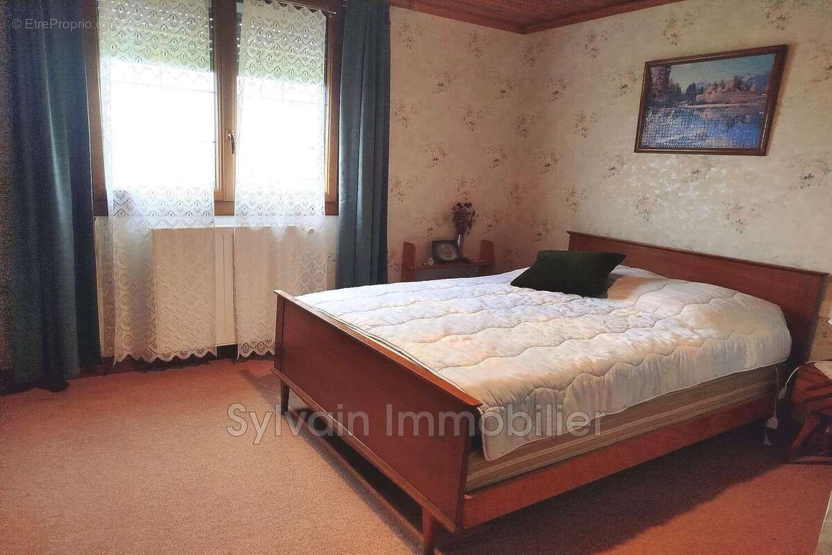 Maison à FORMERIE
