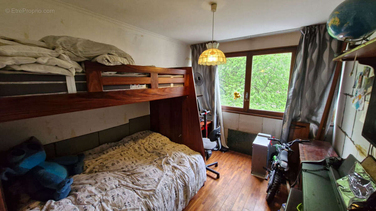 Appartement à FONTENAY-LE-FLEURY
