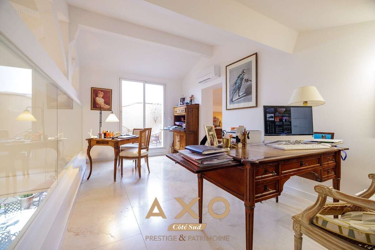 Appartement à AIX-EN-PROVENCE